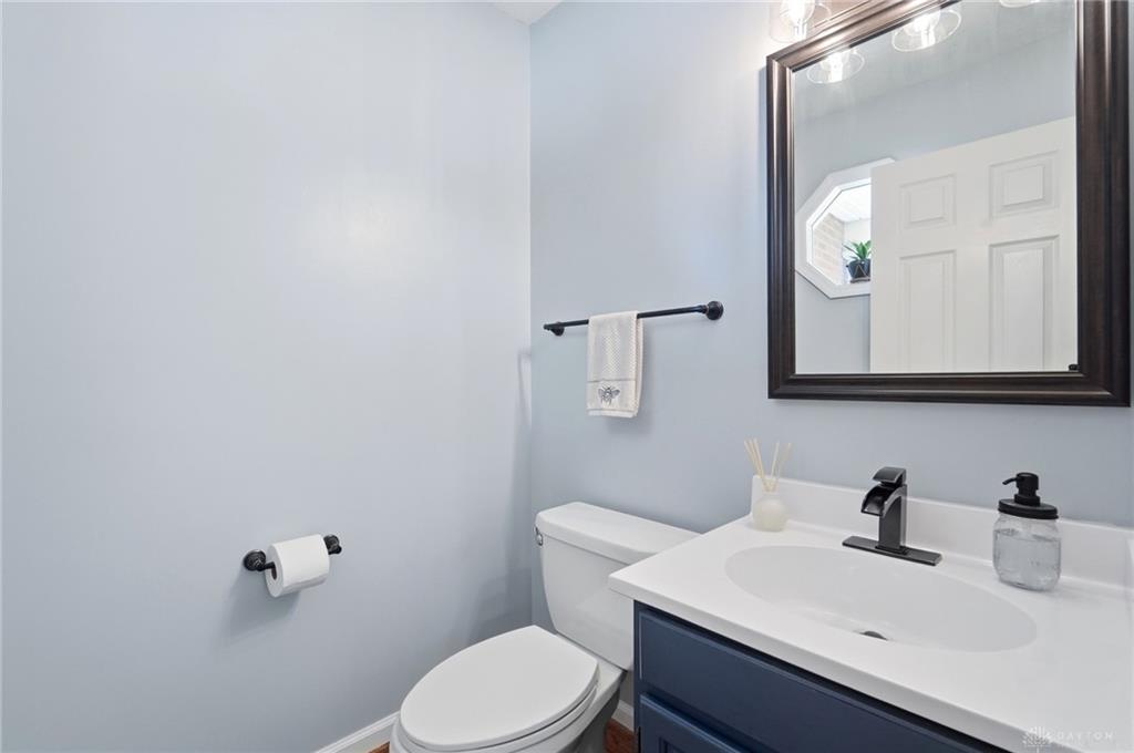 4529 Rosemont Property Photo 8