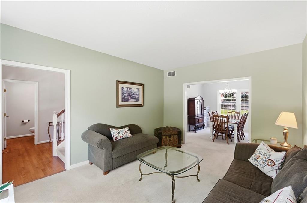 4529 Rosemont Property Photo 10