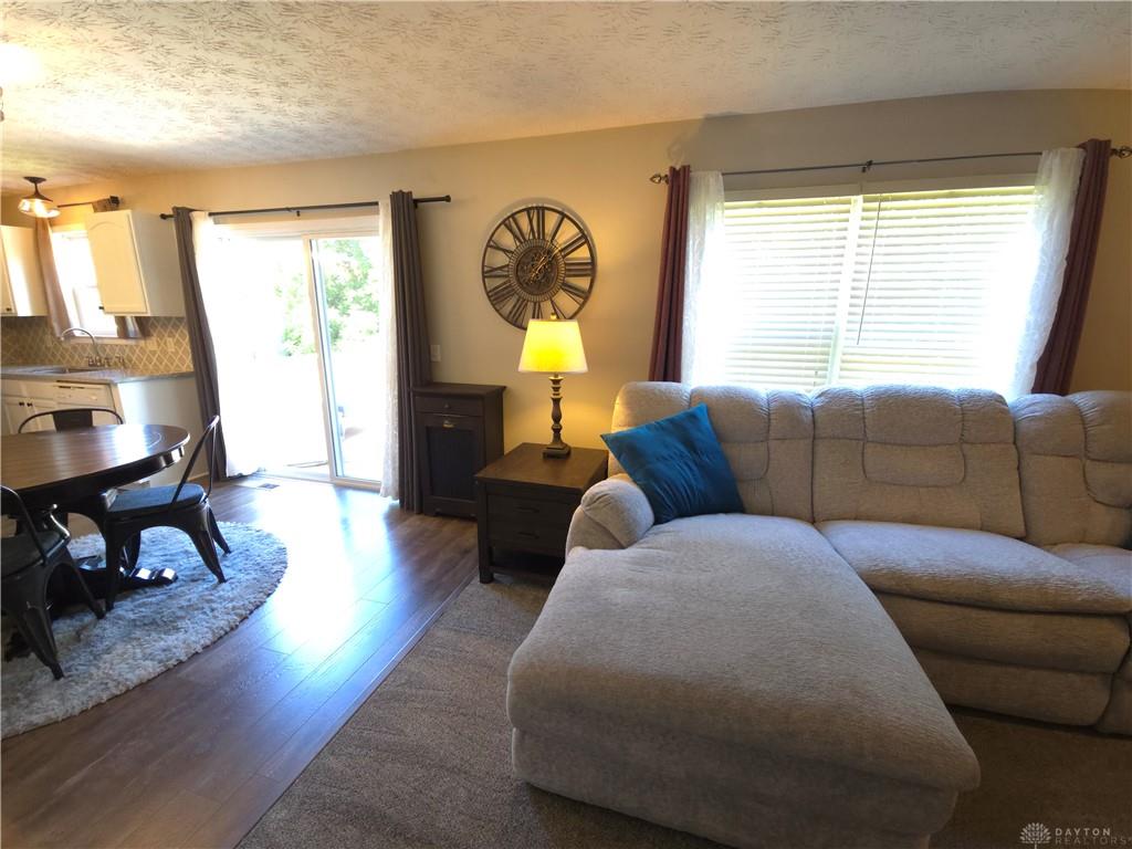 4410 Longmeadow Property Photo 7