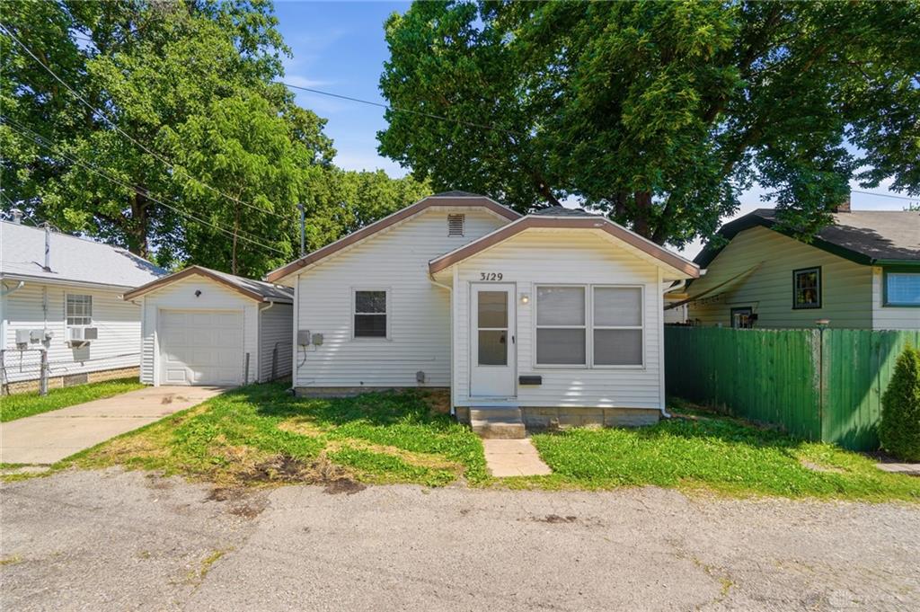 3129 Cottage Property Photo 2