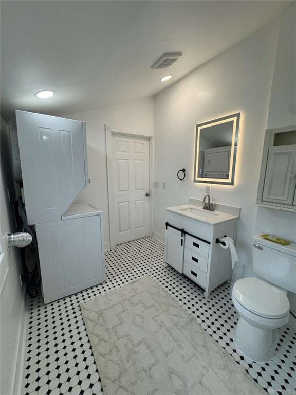 423 Deeds Property Photo 12