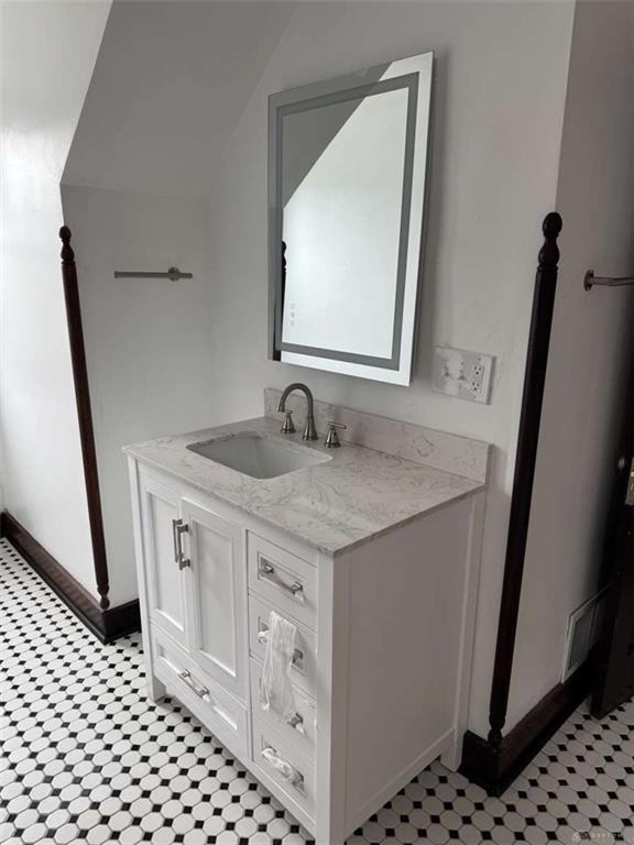 423 Deeds Property Photo 24