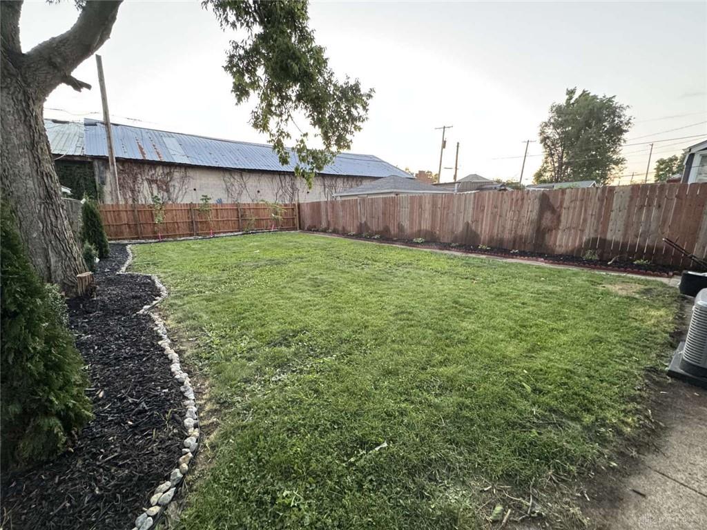 423 Deeds Property Photo 29