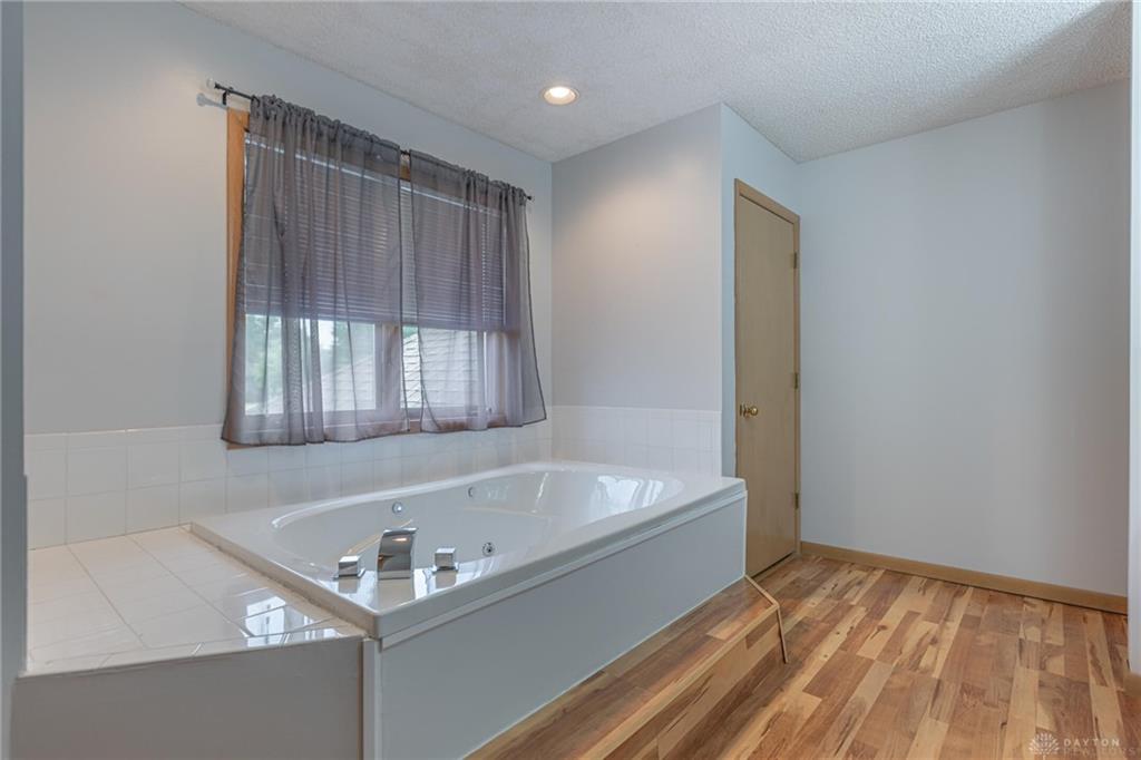 6584 Stillcrest Property Photo 33