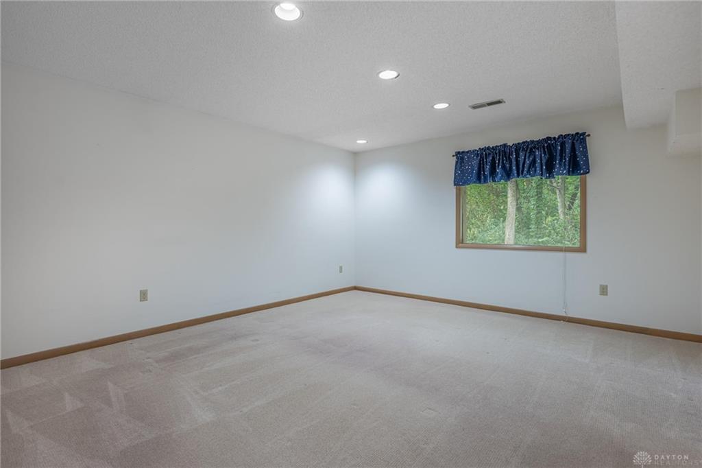 6584 Stillcrest Property Photo 40