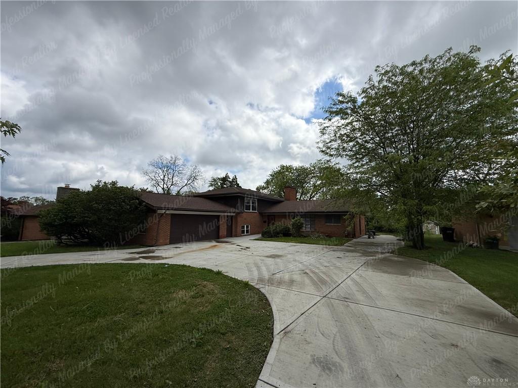 3776 Dorset Property Photo 2