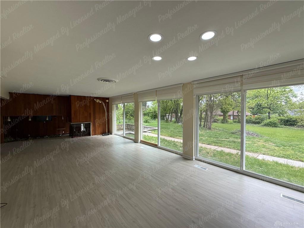 3776 Dorset Property Photo 10