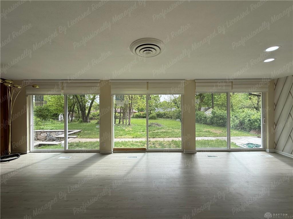 3776 Dorset Property Photo 11