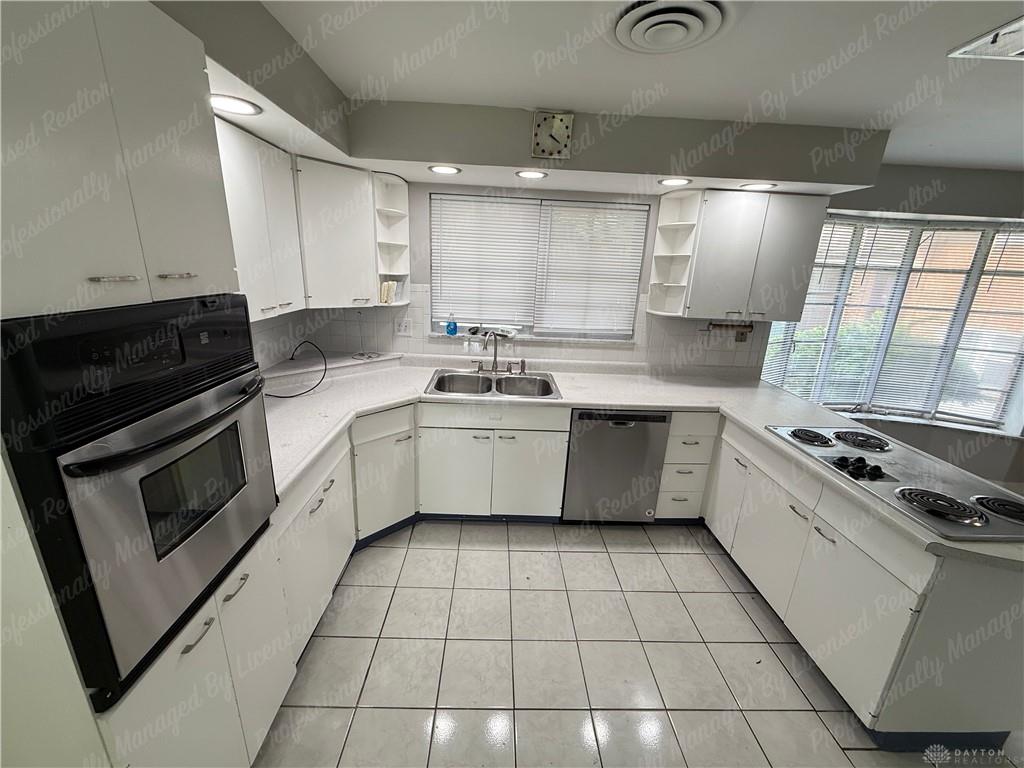 3776 Dorset Property Photo 17