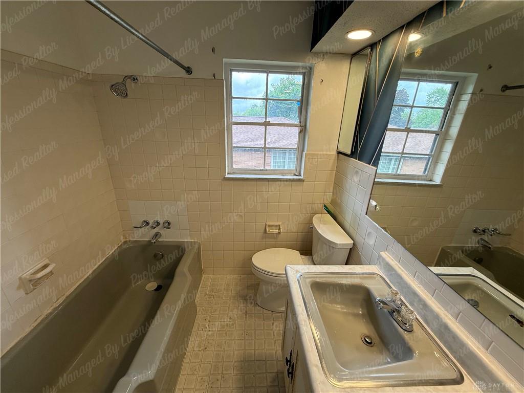 3776 Dorset Property Photo 29