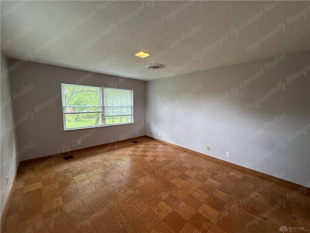 3776 Dorset Property Photo 37