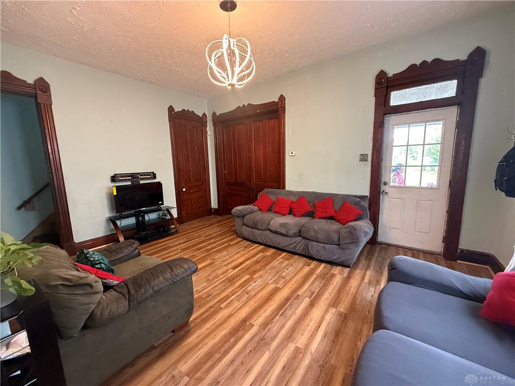 57 S Torrence Property Photo 2