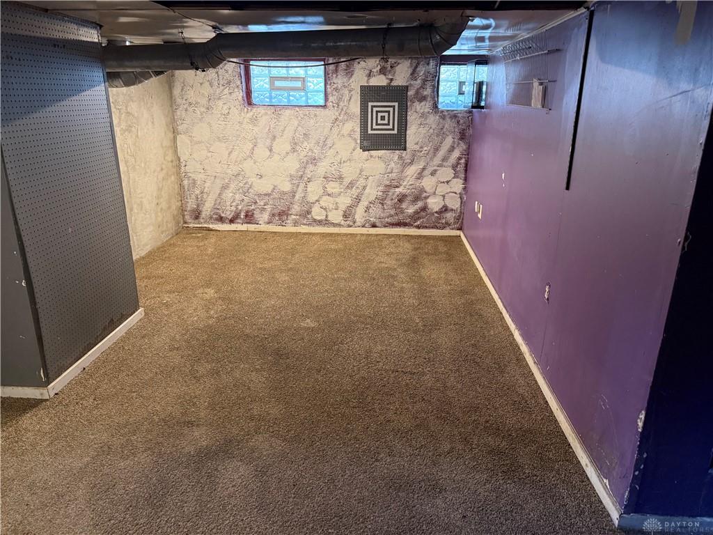 57 S Torrence Property Photo 35
