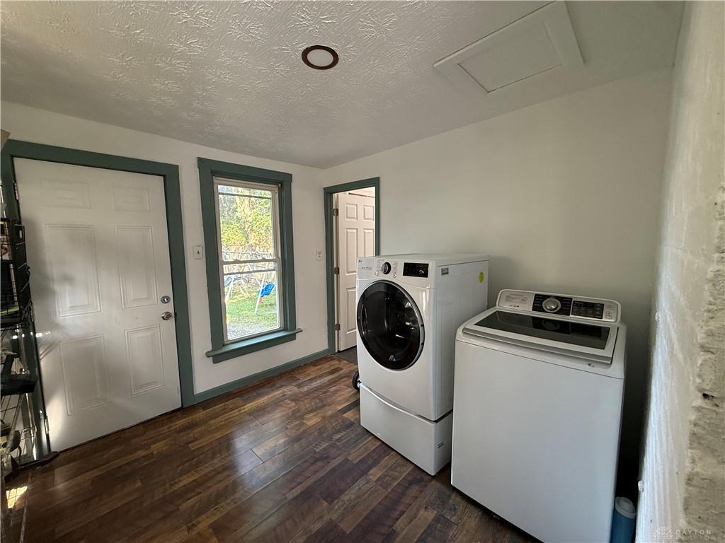 57 S Torrence Property Photo 36