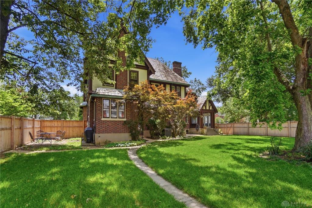 505 E Linden Property Photo 85