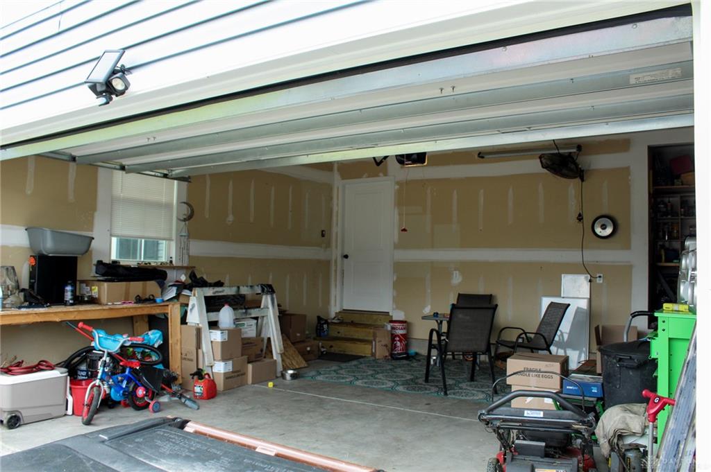 5901 Cresting Property Photo 15