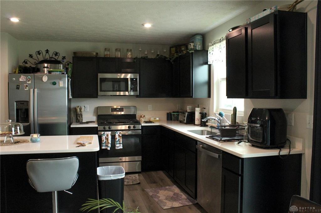 5901 Cresting Property Photo 35