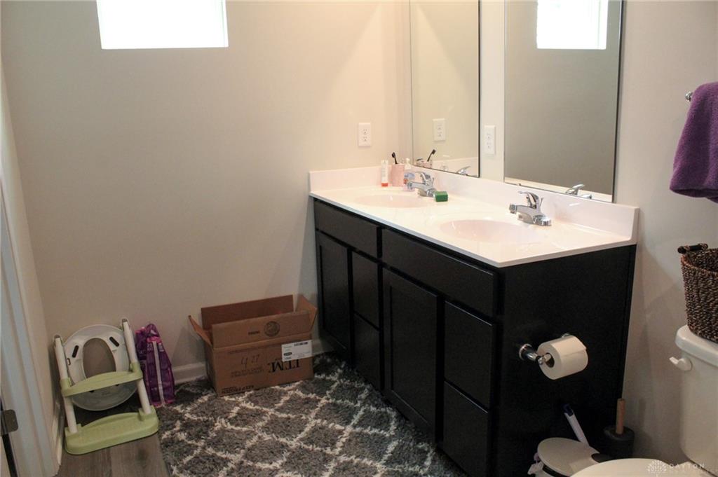 5901 Cresting Property Photo 40
