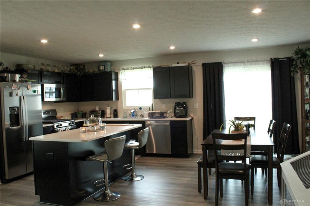 5901 Cresting Property Photo 55