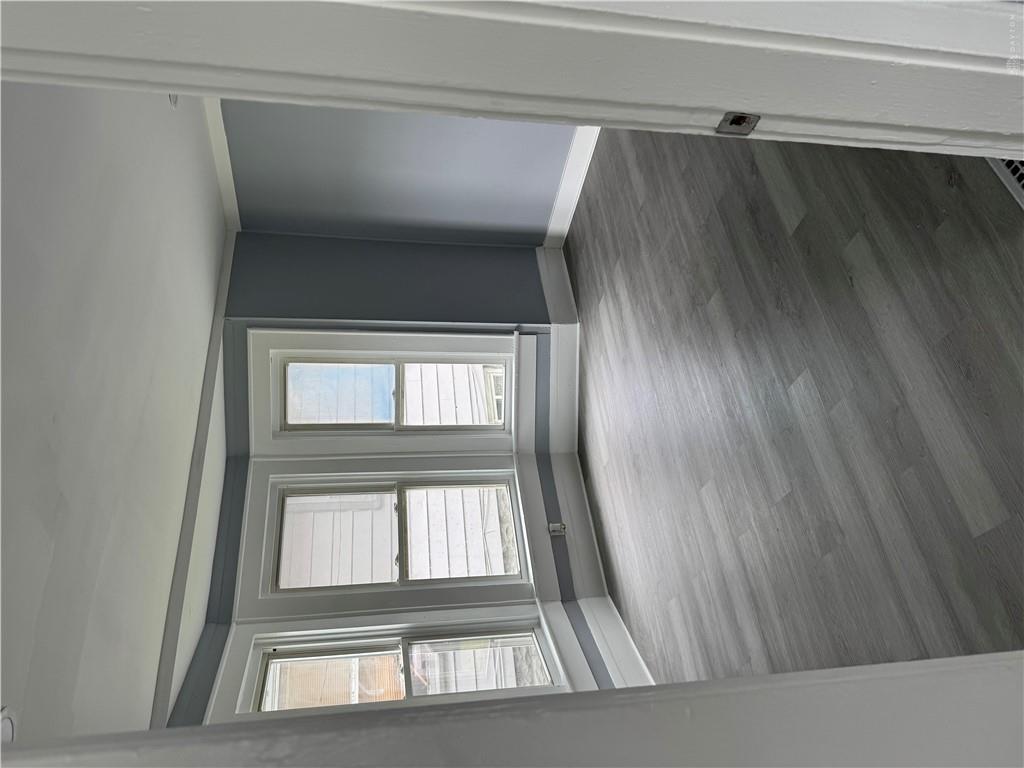 1530 W Main Property Photo 7
