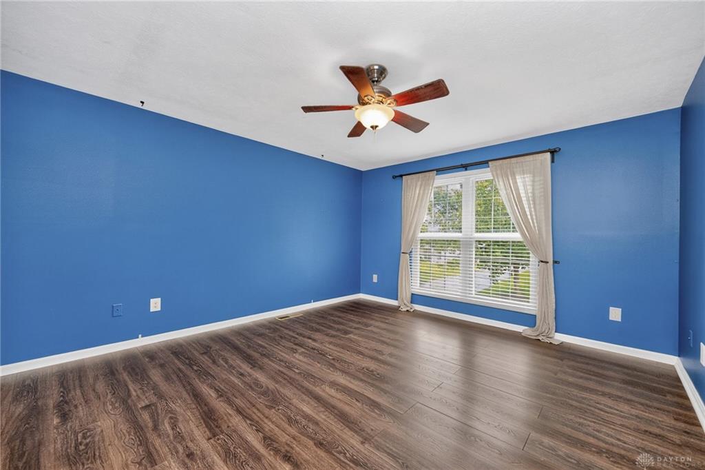 2070 Foxknoll Property Photo 28