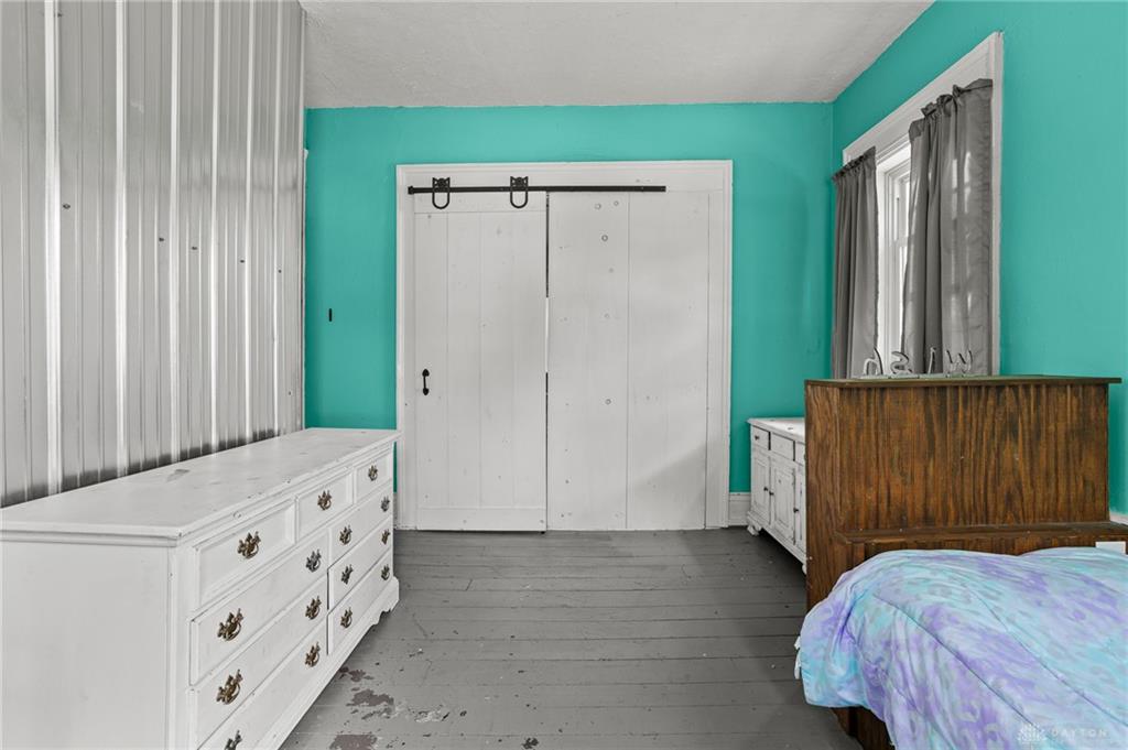 324 E Main Property Photo 33