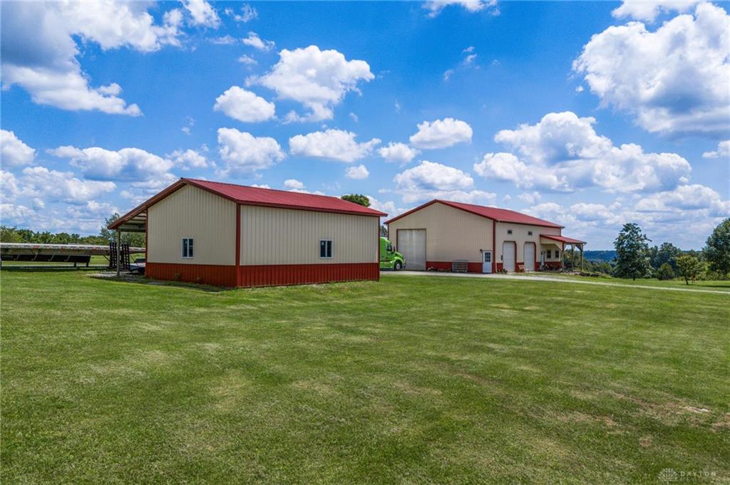 6880 Oakridge Property Photo 8
