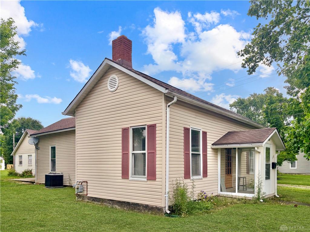 118 E Mechanic Property Photo 1
