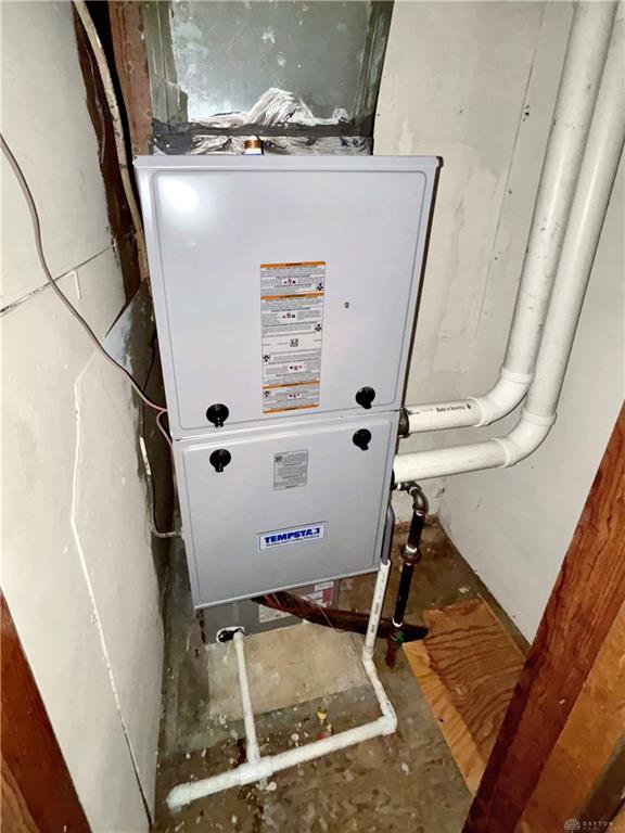 118 E Mechanic Property Photo 12