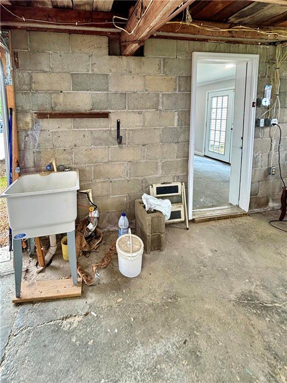118 E Mechanic Property Photo 21