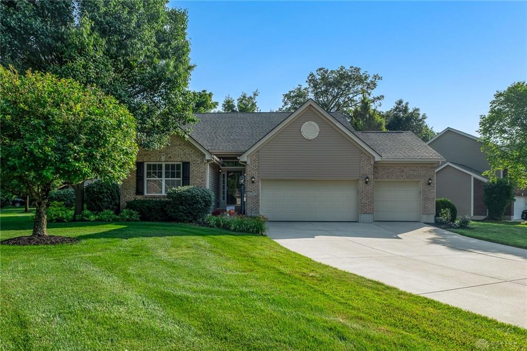 5811 Oak Creek Property Photo 1