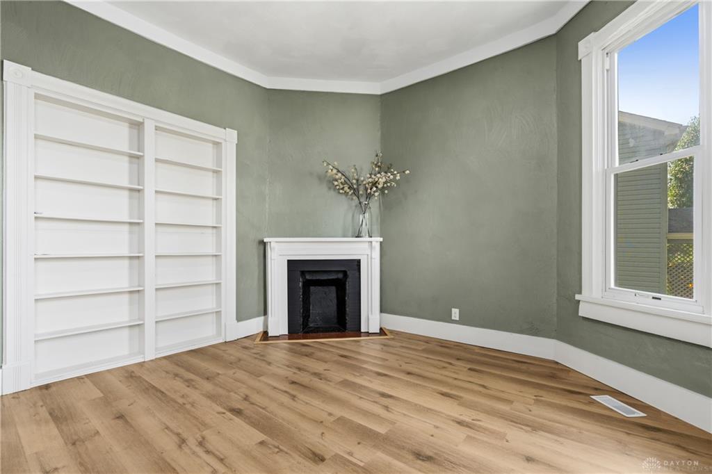 125 High Property Photo 5