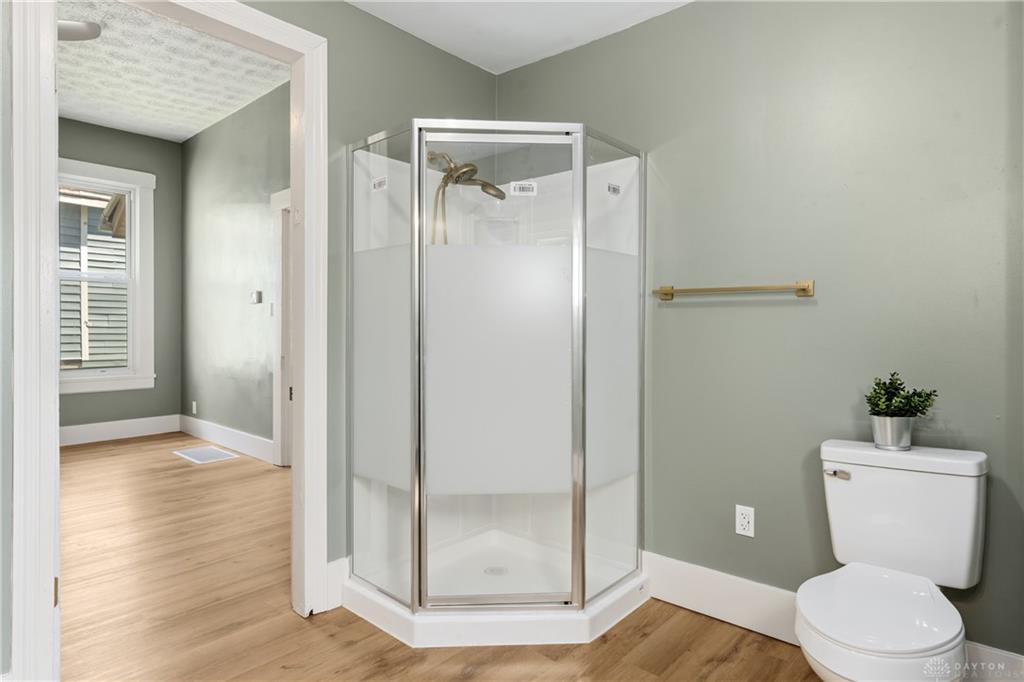 125 High Property Photo 15