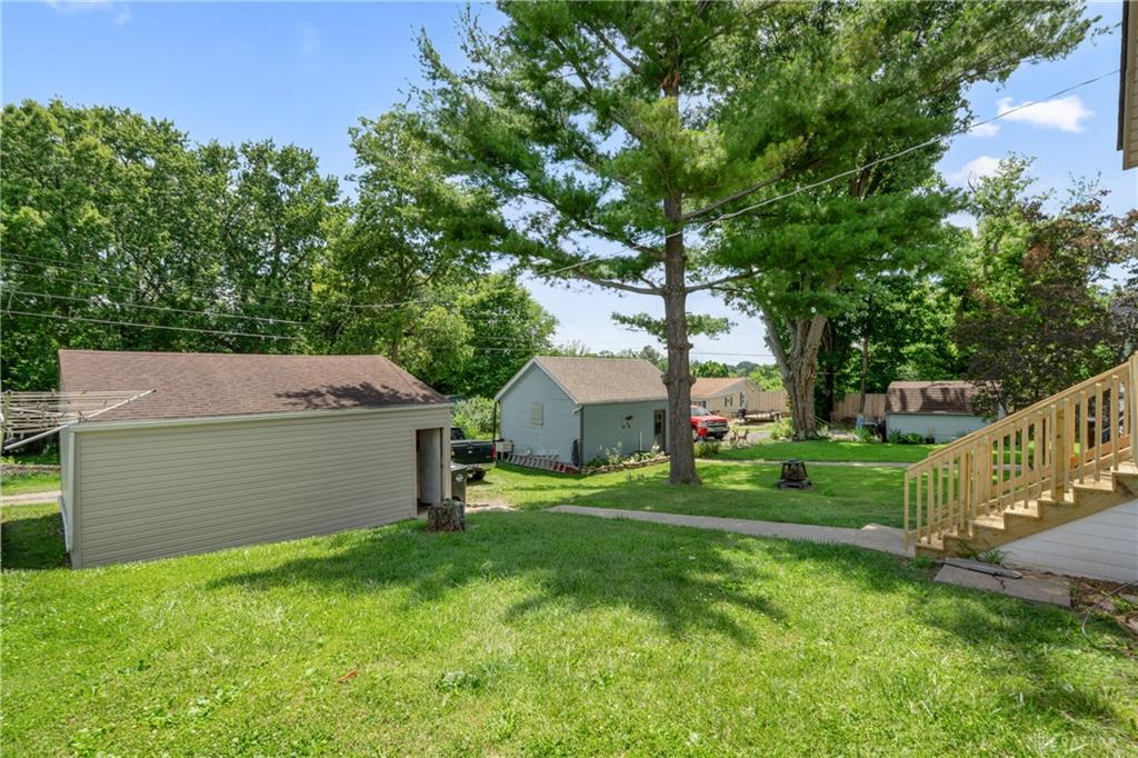 125 High Property Photo 17