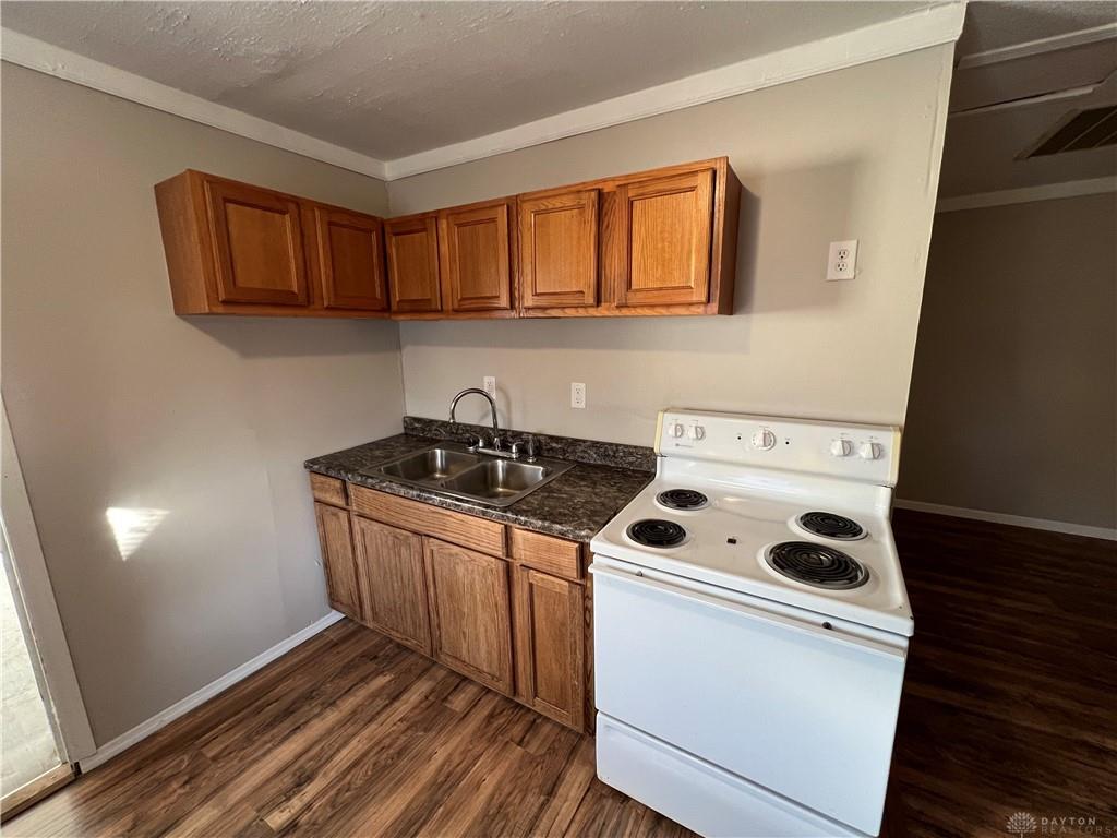 4041 Old Riverside Property Photo 8