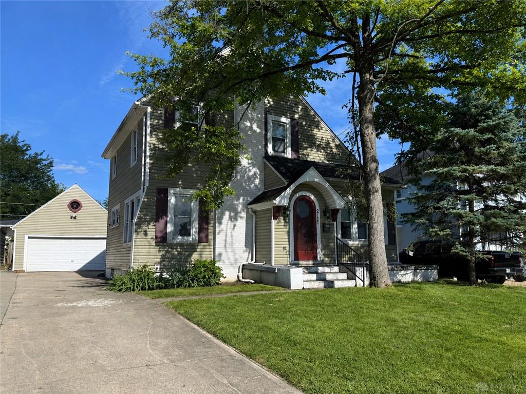 215 Aberdeen Property Photo 1