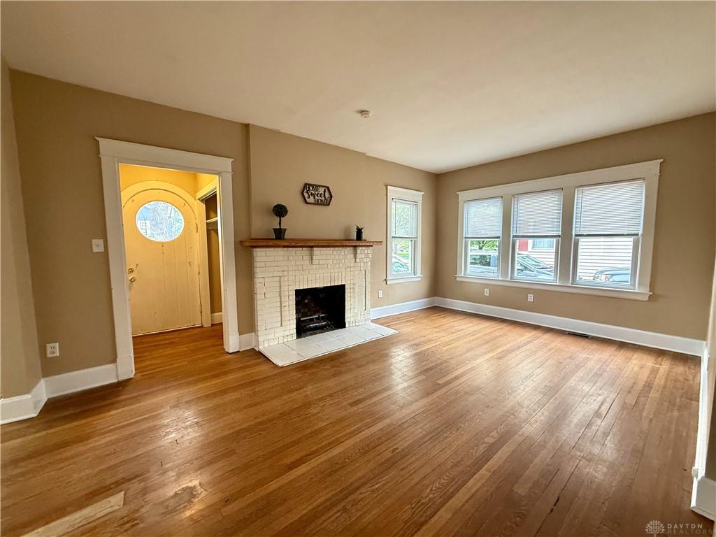 215 Aberdeen Property Photo 5