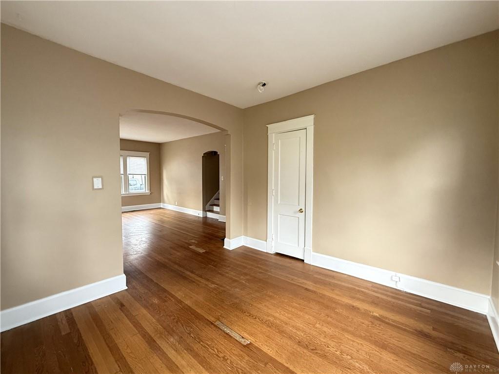 215 Aberdeen Property Photo 9