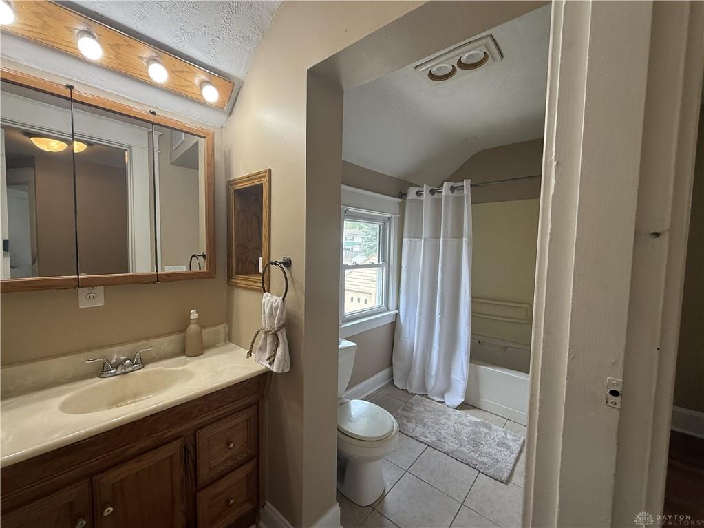 215 Aberdeen Property Photo 17