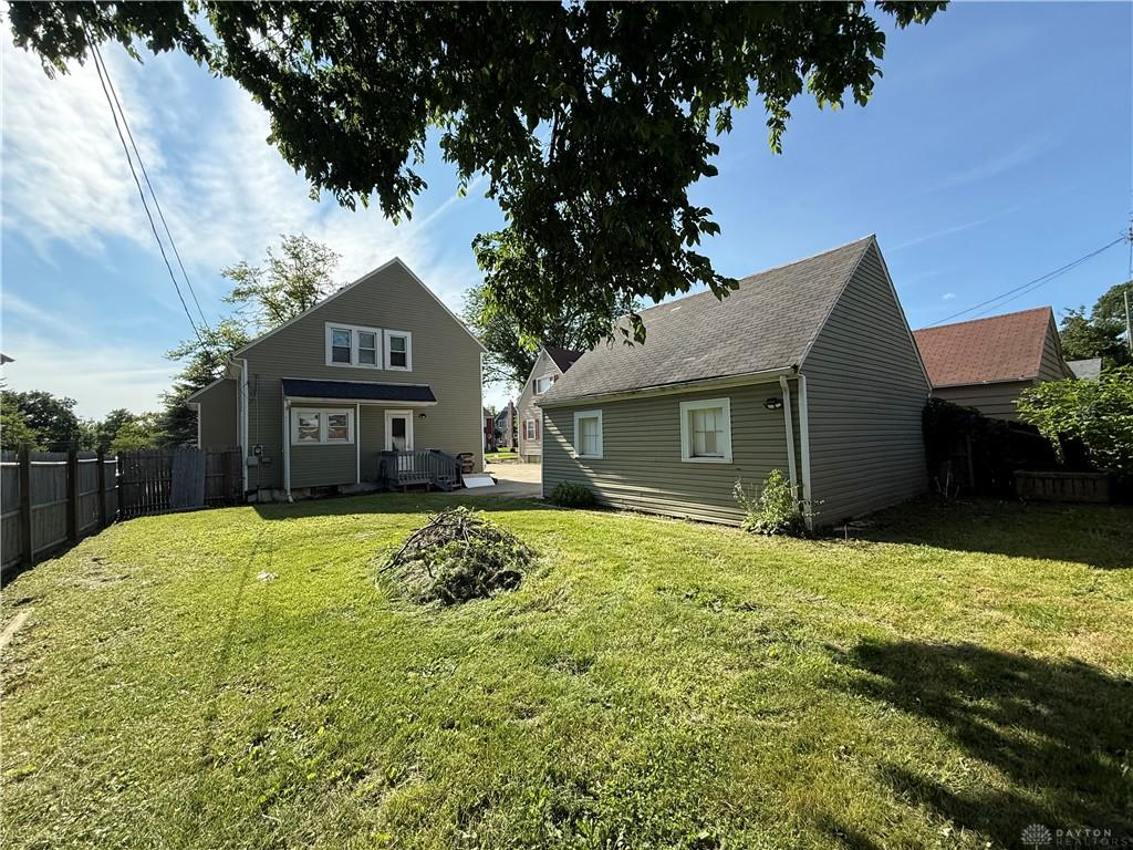 215 Aberdeen Property Photo 25