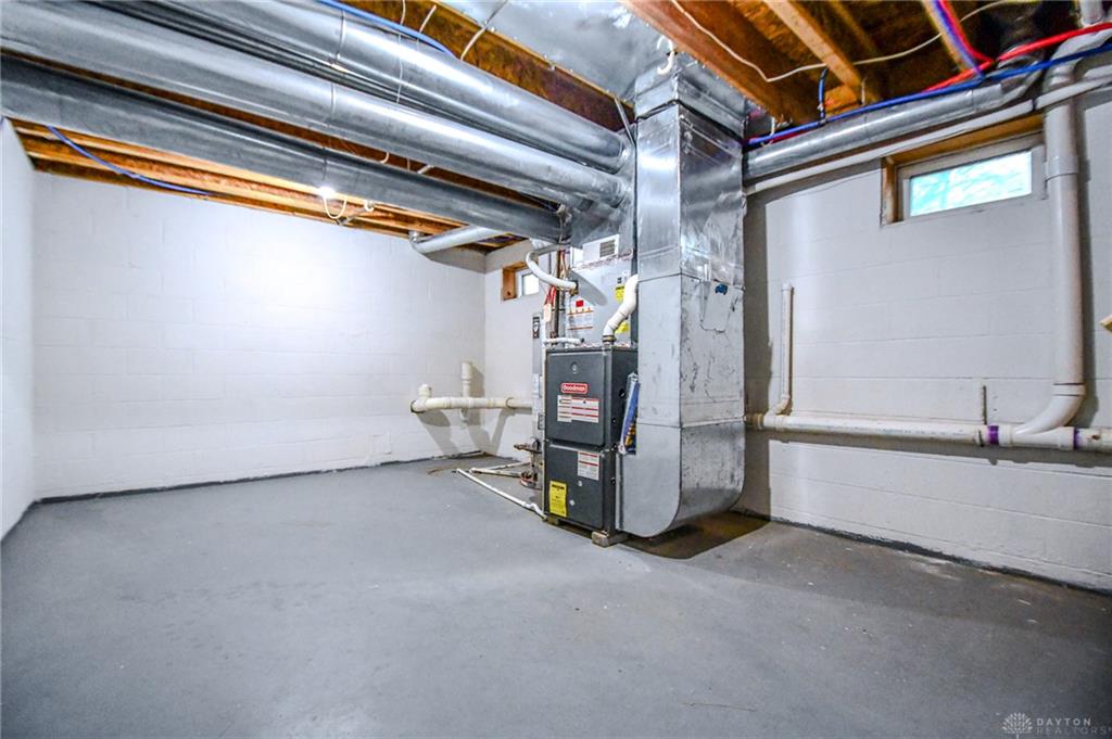 153 High Property Photo 25