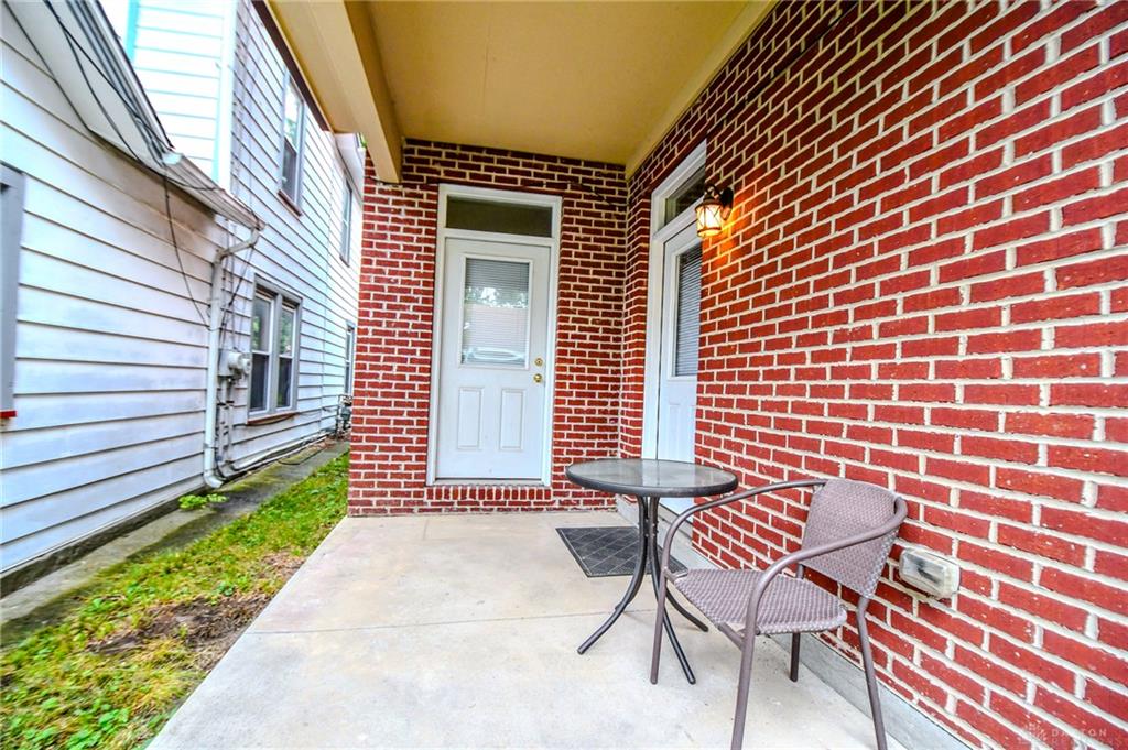 153 High Property Photo 27