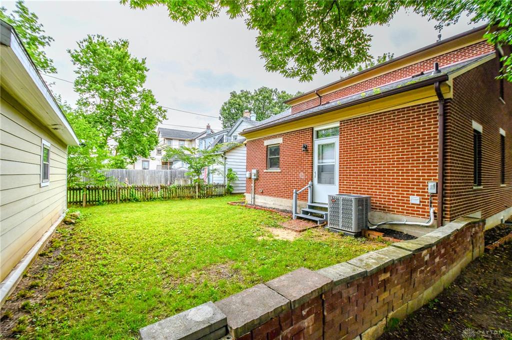 153 High Property Photo 28