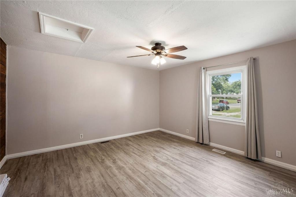 302 Haldimand Property Photo 7