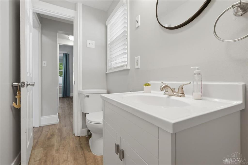 302 Haldimand Property Photo 10