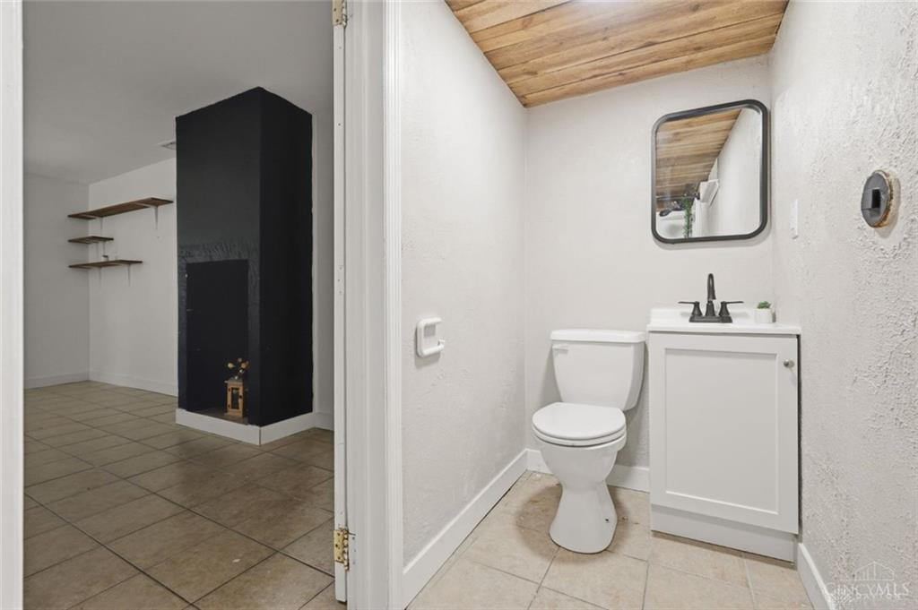 302 Haldimand Property Photo 29