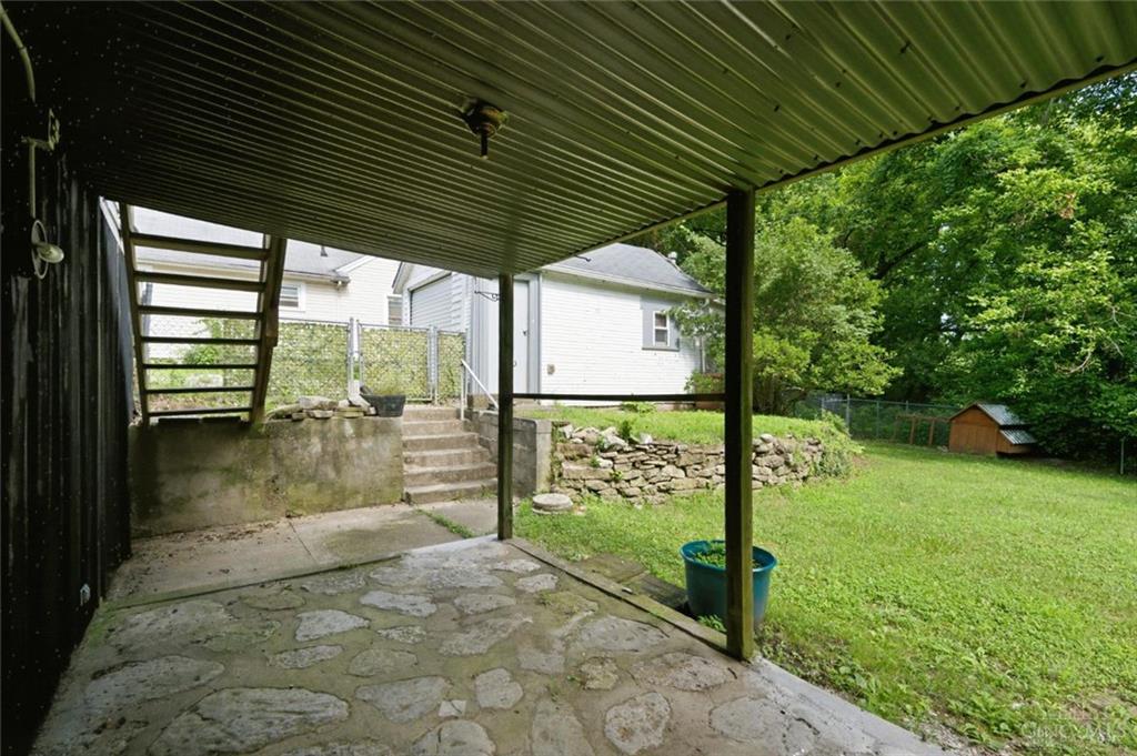 302 Haldimand Property Photo 34