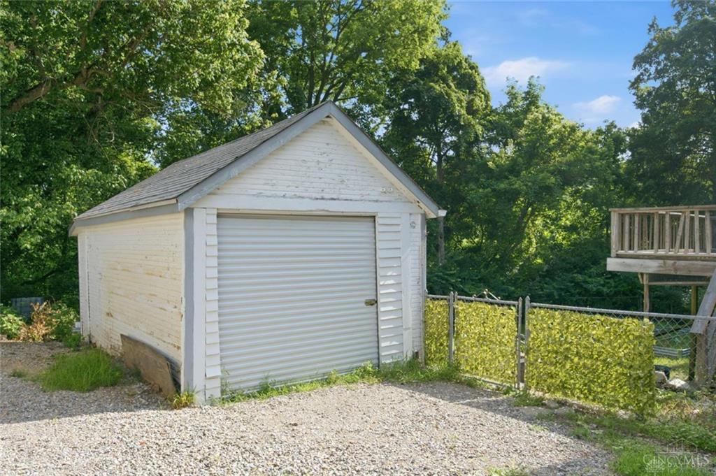302 Haldimand Property Photo 38