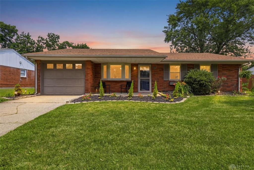 2531 Allenby Property Photo 1