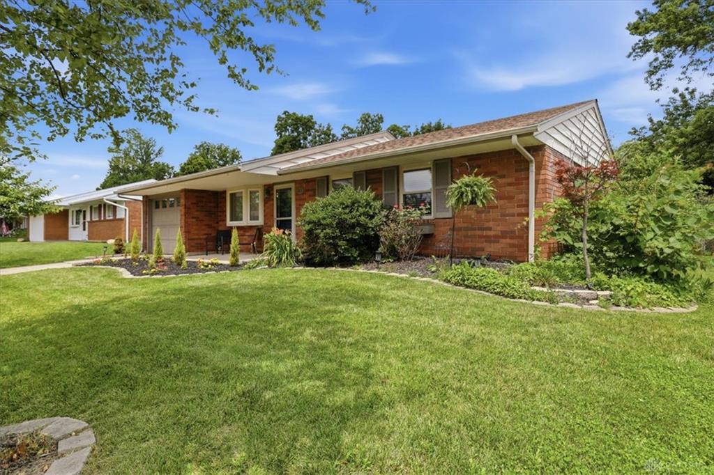 2531 Allenby Property Photo 7